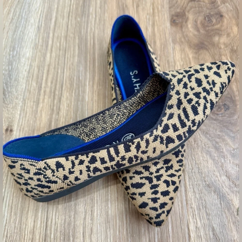 Rothys Leopard The Point Brown Tan Flats Sz 7 EUC - Picture 3 of 5